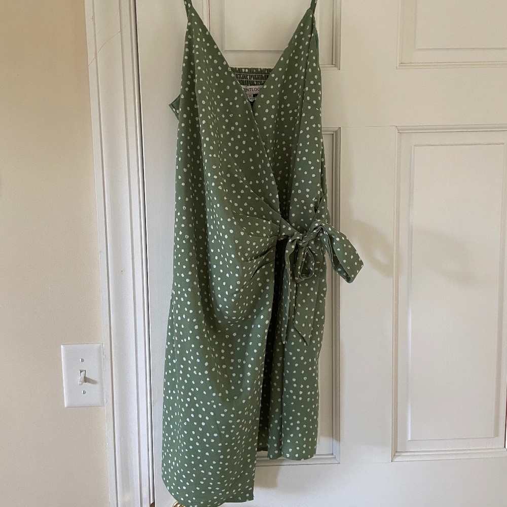 Heartloom wrap dress size XS